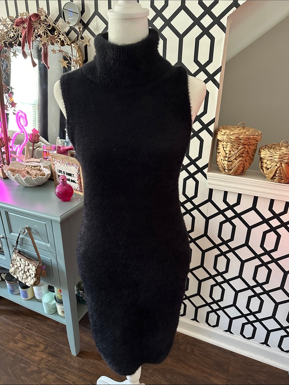 Jessica Simpson Black Sleeveless Faux-Fur Turtleneck Sheath Dress